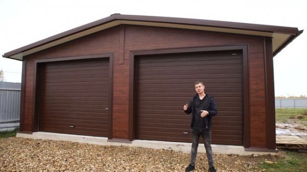 Гараж на 2 машины 8.2 на 9.2 метра