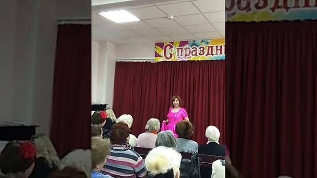 Женский день ля франсе #2 смотреть онлайн