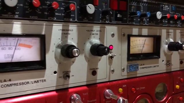 The Custom Series 75 Powered by Neve at Abbey Road Institute London смотреть онлайн