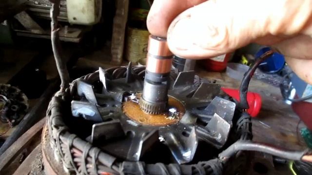 Смена контактных колец ротора генератора Газель. Своими силами, это не сложно. смотреть онлайн