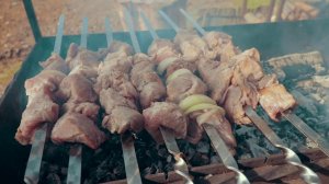 ШАШЛЫК КРЫМСКИЙ РЕЦЕПТ. Как приготовить вкусный и сочный шашлык. Как мариновать мясо