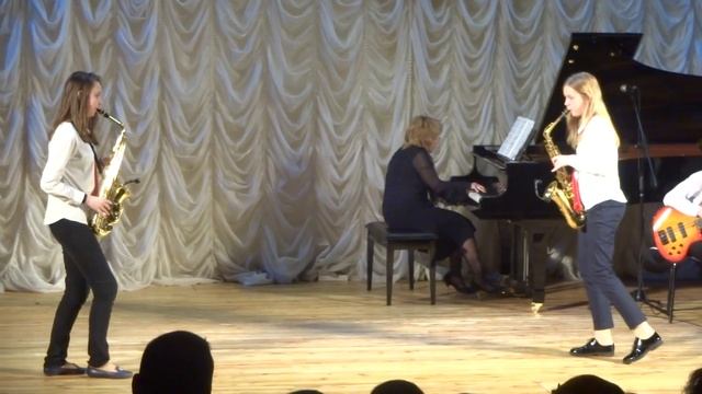 Sax-Band. Эдвард Григ - "В пещере горного короля". 23.04.2018 смотреть онлайн