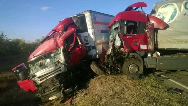 Посвящается всем дальнобойщикам которые не вернулись домой ....