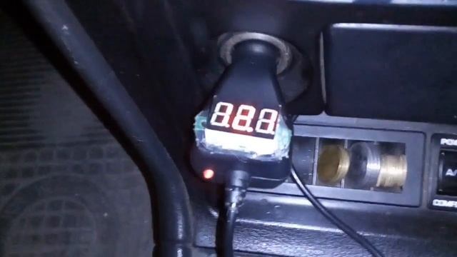 Миниатюрный цифровой вольтметр с aliexress - распаковка и практическое применение смотреть онлайн