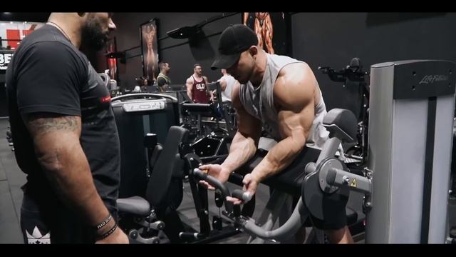 BALESTRIN EXTRAIU MEU MAXIMO NO TREINO DE BRAÇO | RAMON DINO смотреть онлайн