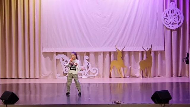 "Ленинградский рок - н - ролл" Максумова Салима смотреть онлайн