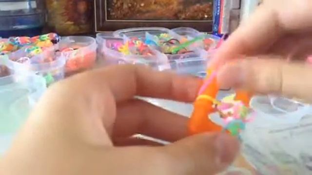 Как сплести браслет Щучий хвост на маленьком станке вилки видео урок от Марии смотреть онлайн