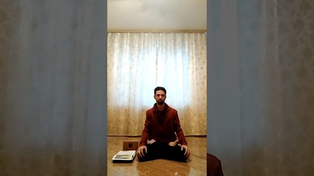 Еженедельный стрим преподавателя йоги Мотояма Д.Х. (по понедельникам в 06.00 по МСК) смотреть онлайн