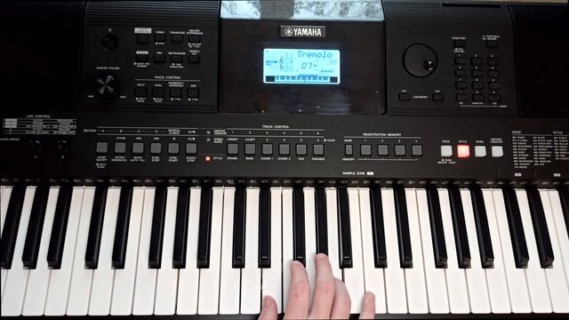 YAMAHA PSR-E463. Обучение на синтезаторе Крокодил Гена - Голубой Вагон. Полный разбор. Banks, DSP смотреть онлайн