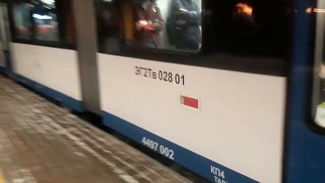 ЭГ2ТВ-028 и ЭГ2ТВ-029 Иволга 2.0 ЦППК Перекраска МЦД На станции Кунцевская смотреть онлайн