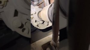 Рено Дастер,Террано снимаем снять стартер,просто без подъемника 2 литра полный привод