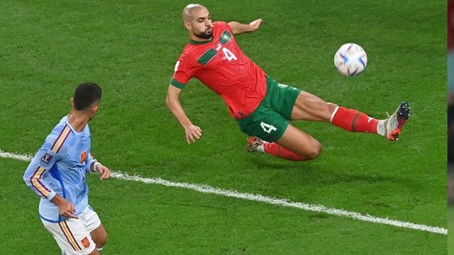 Amrabat très proche du Fc Barcelone, Ansu Fati pas d'accord avec les propos de son père смотреть онлайн