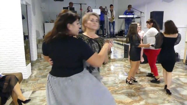 ВЕСІЛЬНИЙ ДВІЖНЯЧОК➤VOL 7➤ВЕСІЛЬНІ ПОЛЬКИ І ВАЛЬСИ➤УКРАЇНСЬКІ ХІТИ➤ @narodni_pisni смотреть онлайн