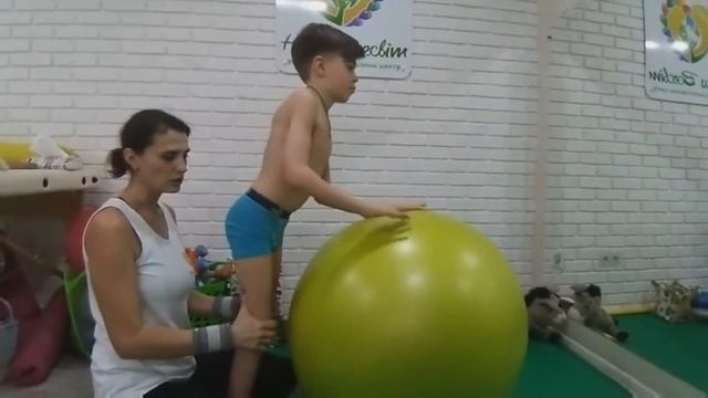 ЛФК для детей, кинезитерапия - Реабилитационный центр для детей Наш Всесвіт Харьков