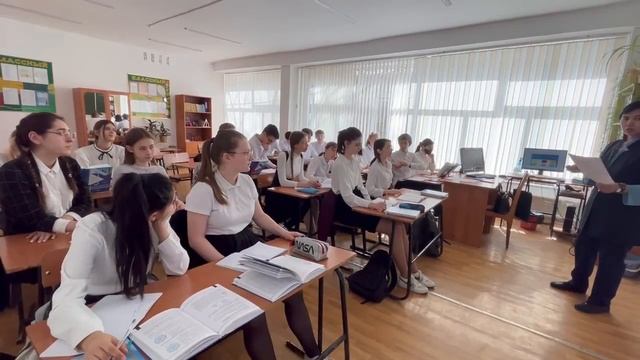 Геометрия , 9Д класс "Правильные многоугольники". Учитель Аманова Ж.Т. смотреть онлайн