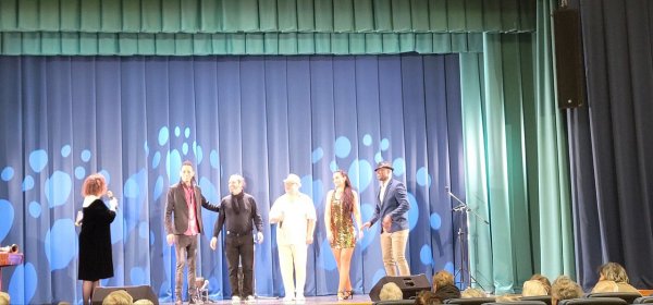 Dmitry Ushakov Trio - La Piragua