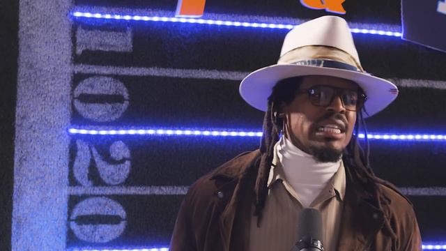 Addressing the fight... | 4th&1 with Cam Newton смотреть онлайн