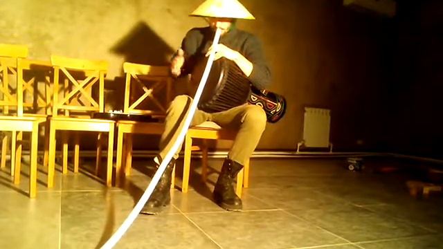 Джем сейшен на барабанах и диджериду)))
#джем #music #музыка #jazz #travel смотреть онлайн