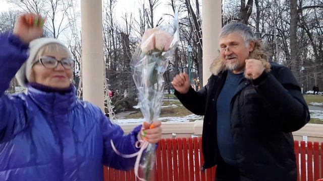 БЕЛЫЕ РОЗЫ ТАНЦЫ В ПАРКЕ ГОРЬКОГО смотреть онлайн