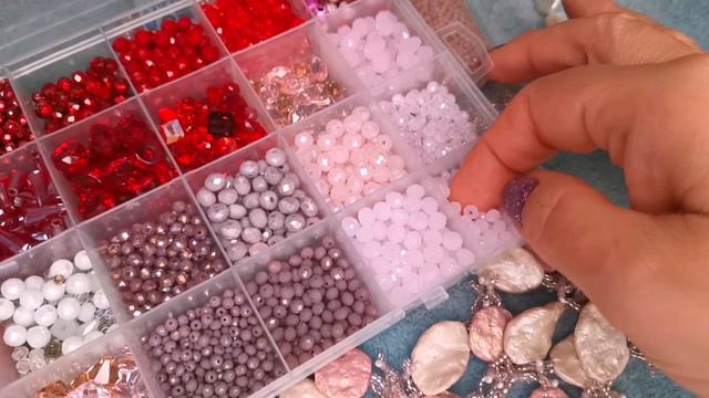 Снова делаю свой любимый комплект. Жемчуг и бисер смотреть онлайн