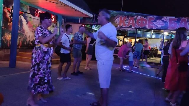И мы с тобою влюблены..... 15.08.23. смотреть онлайн
