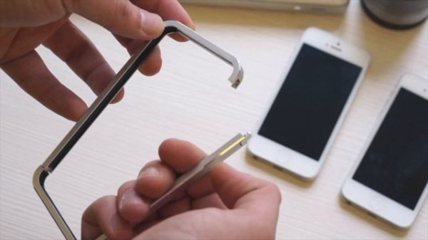 Обзор алюминиевого бампера Just Mobile AluFrame для iPhone 5/5s