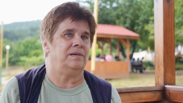 Ремонт в дом за възрастни с умствена изостаналост в село Славовица смотреть онлайн