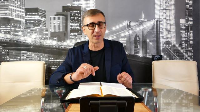 " В чём смысл жизни? / Существует ли счастье?". /ДИВАННАЯ АНАЛИТИКА смотреть онлайн