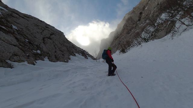 Крым. Холодный Кулуар. Чатыр Даг. Конец марта. смотреть онлайн