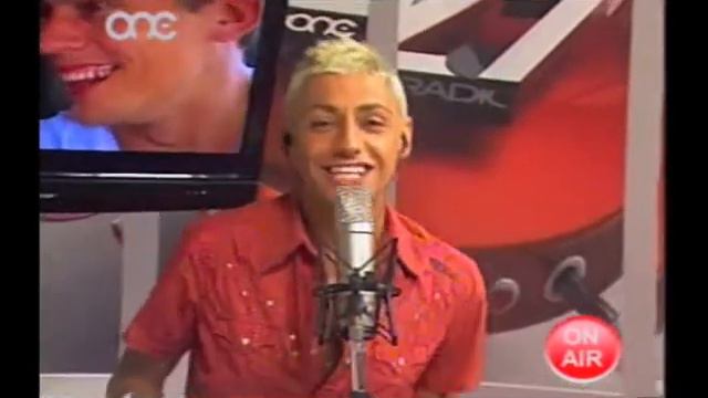 Glen Vella - Sunday Morning смотреть онлайн