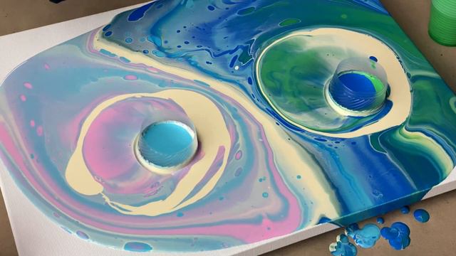 Fluid Art + Motor Oil 5w40 Pouring Cells | Флюид Арт + Моторное масло 5w40 заливка ячейки смотреть онлайн