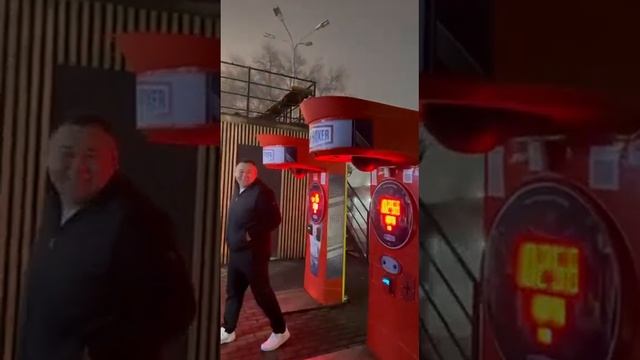 Популярный силомер Rocky Boxer смотреть онлайн