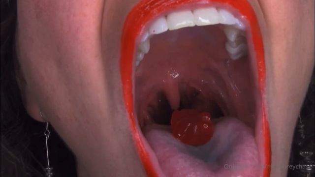 Gummy swallow vore смотреть онлайн