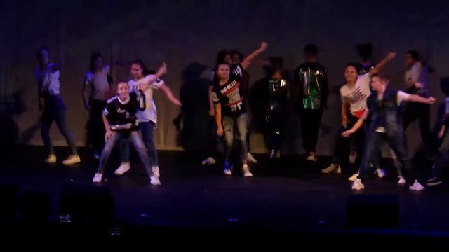 танцы для Алёны смотреть онлайн