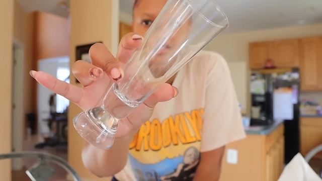 VLOGTOBER DAY 5: SO EMBARRASSING!! Mom's Birthday Dinner, Perfume & Candle Shopping, OOTN, + More смотреть онлайн