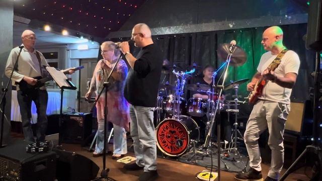 Groovy Boogie, Jam Night-01/11/2023IOA, JAM at Sacketts Grove, Clacton. Grove Bar @ Sacketts Grove смотреть онлайн