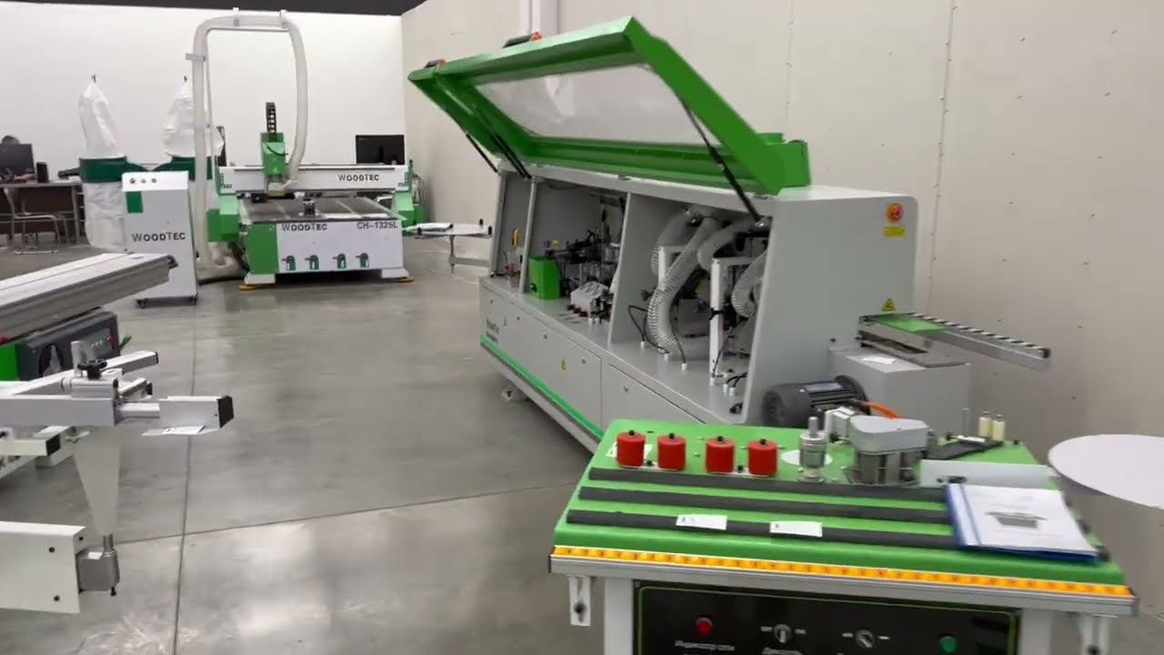 В Выставочном зале Ярославль Woodtec Compact H355F Автоматический кромочник с прифуговкой в наличии смотреть онлайн