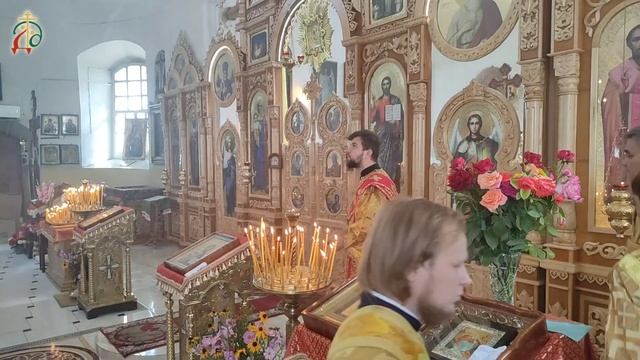 "Достойно есть" входное (греческий распев) - хор Ильинского храма г. Новомиргогод смотреть онлайн
