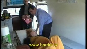 Скрытая камера. Роды в неотложке без врачей. Люди помогите!