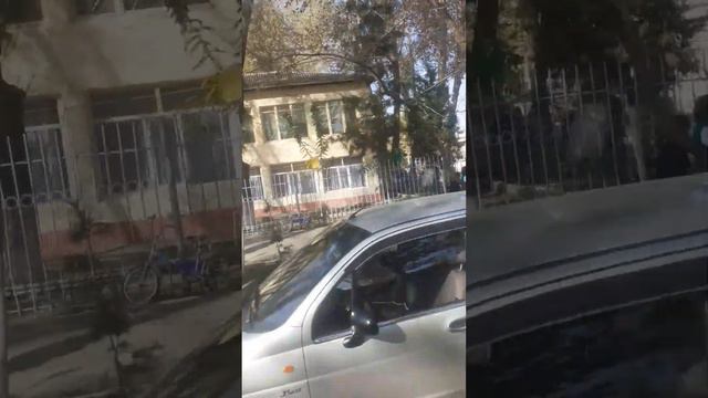 Fergana   , школа  3   Maktab  .