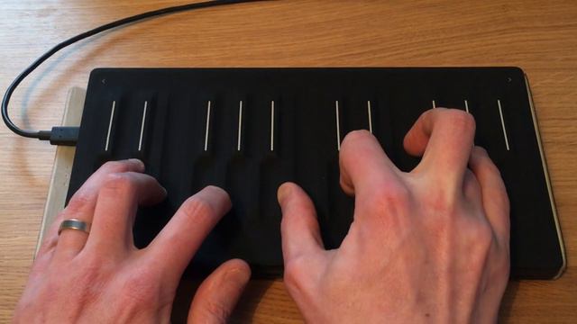 Seaboard Block - How to Play Beautiful String Chords смотреть онлайн