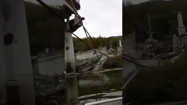 Мост в Святогорске выглядит так(The bridge in Svyatogorsk looks like this) смотреть онлайн
