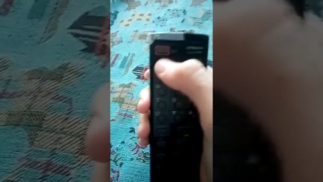 ПУЛЬТ ОТ ЯПОНСКОГО ТЕЛЕВИЗОРА HITACHI. ОБЗОР смотреть онлайн