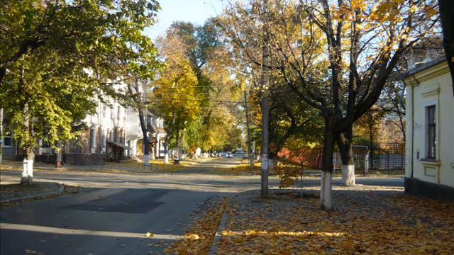 Прогулка по осеннему городу...(Кишинев) смотреть онлайн