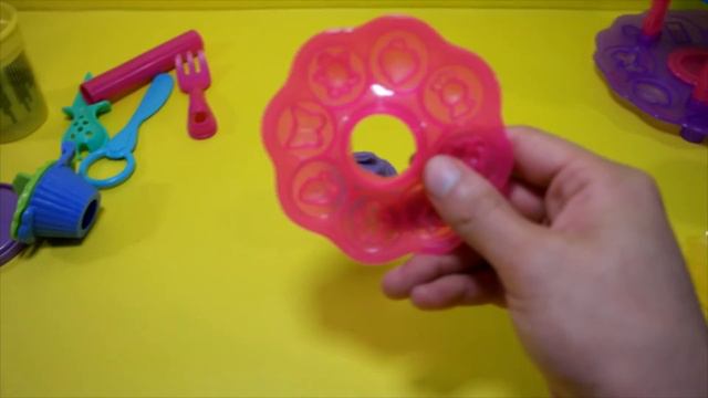 Play Doh Chef Cookie and cupcake With Cookie Monster Play Dough смотреть онлайн