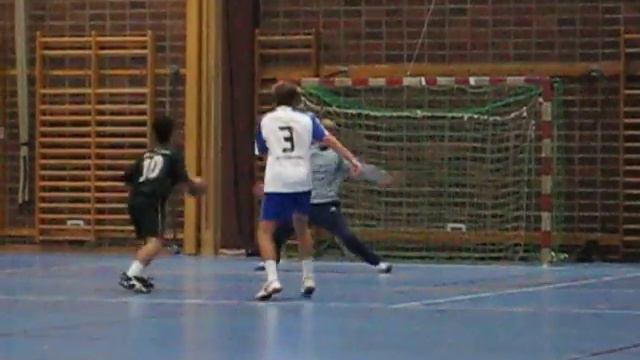 Atal sätter en straff mot Ystads IF смотреть онлайн