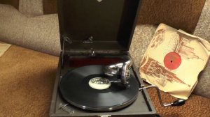 Старинный Патефон, патефонный завод Молот, The ancient gramophone