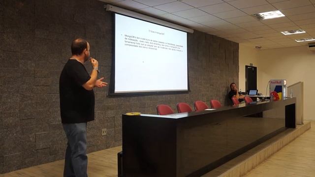 UaiJUG CloudDay - MongoDB - Uso pra que? (Parte 1) смотреть онлайн