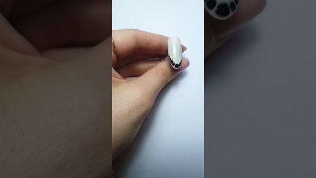 Сохраненный прямой эфир по техники по мокрому. Растекашки на ногтях. смотреть онлайн