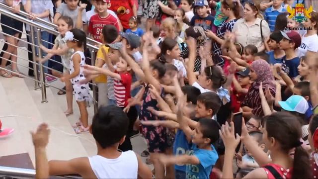 Развлекательное мероприятие для юных жителей Кировского района смотреть онлайн